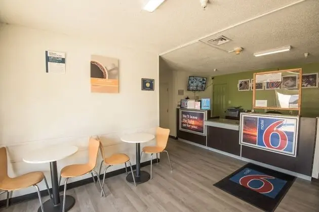 Motel 6 New Iberia, LA