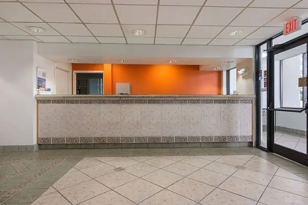 Motel 6 Newnan, GA - Lobi