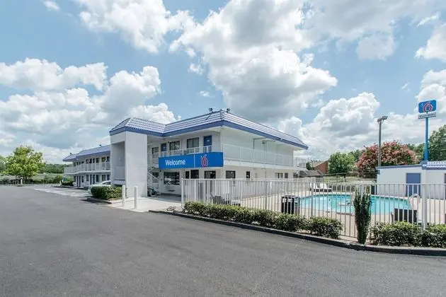 Motel 6 Norcross, GA - Atlanta Northeast - Dış Mekan