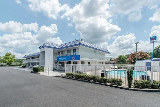 Motel 6 Norcross, GA - Atlanta Northeast - Dış Mekan