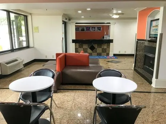 Motel 6 Norcross GA - Lobi