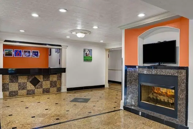Motel 6 Norcross GA - Lobi