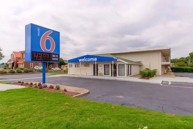 Motel 6 Norfolk, VA - Dış Mekan