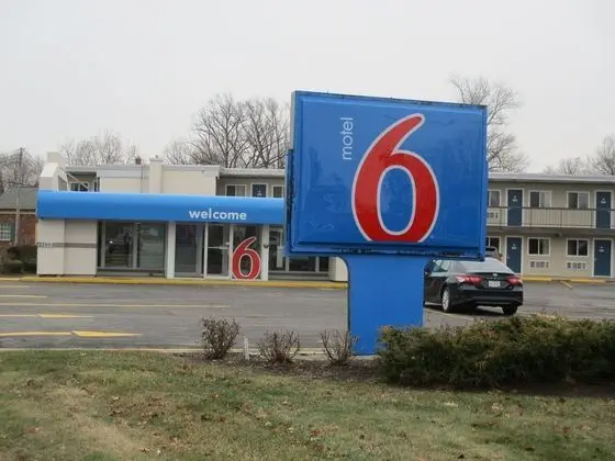 Motel 6 North Olmsted, OH - Cleveland - Dış Mekan