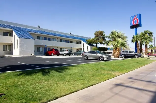 Motel 6 North Palm Springs, CA - North - Öne Çıkan Resim