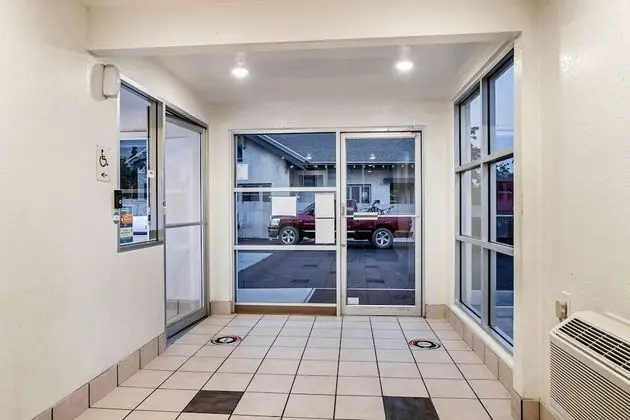Motel 6 Ogden, UT- Downtown - Lobi