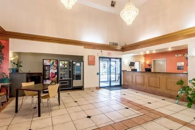 Motel 6 Oklahoma City OK - Lobi