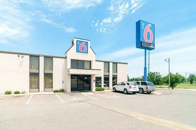 Motel 6 Oklahoma City, OK - South - Dış Mekan