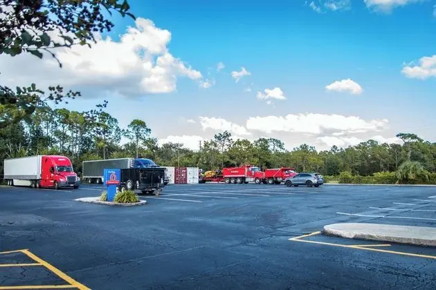 Motel 6 Orlando-Kissimmee Main Gate East - Dış Mekan