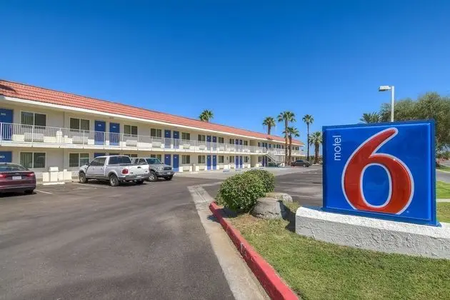 Motel 6 Palm Springs Rancho Mirage - Dış Mekan