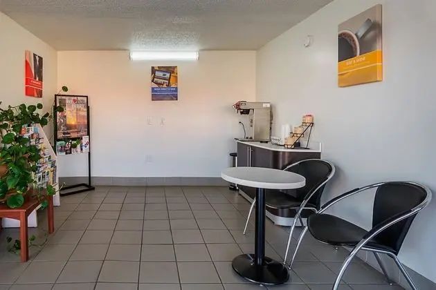 Motel 6 Perry, GA - Yerinde Yemek