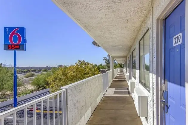 Motel 6 Phoenix West