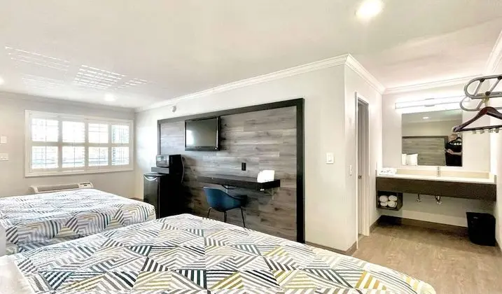 Motel 6 Pico Rivera, CA - Los Angeles - Öne Çıkan Resim