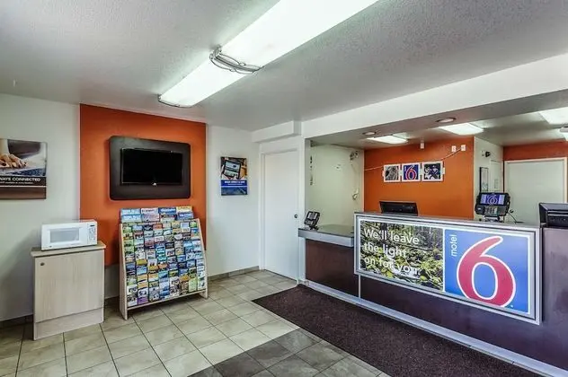 Motel 6 Richland, WA - Kennewick - Lobi