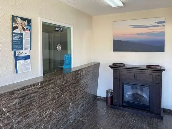 Motel 6 Richmond, CA – Civic Center - Lobi