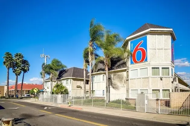 Motel 6 Riverside South