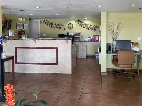 Motel 6 Riviera Beach, FL - Lobi