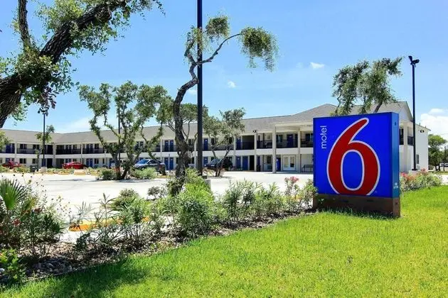 Motel 6 Rockport,TX