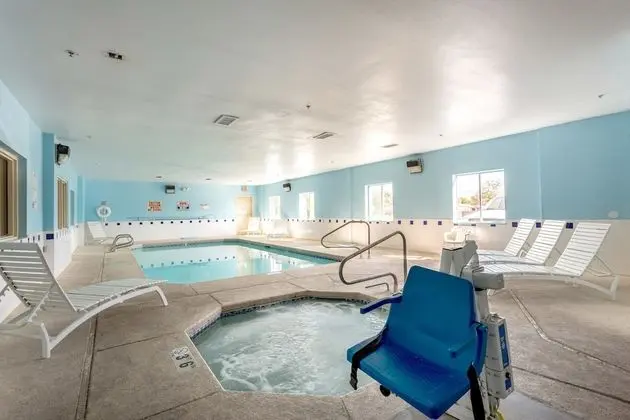 Motel 6 Roswell, NM - Havuz