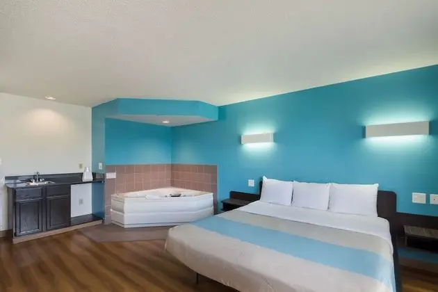 Motel 6 Rothschild, WI - Oda