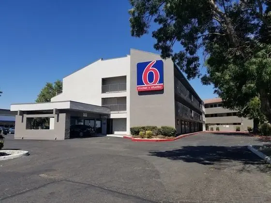 Motel 6 Sacramento, CA - Natomas - Dış Mekan