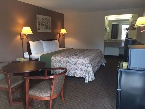 Motel 6 Salem, VA - Oda