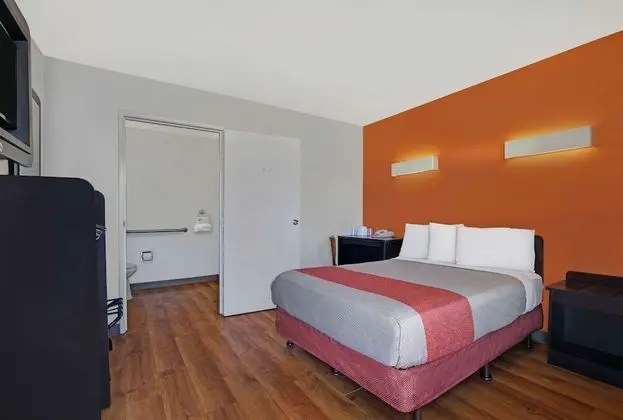 Motel 6 San Jose, CA - Airport - Oda