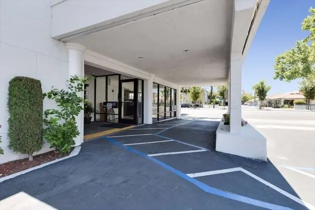 Motel 6 San Jose, CA - Convention Center - Dış Mekan
