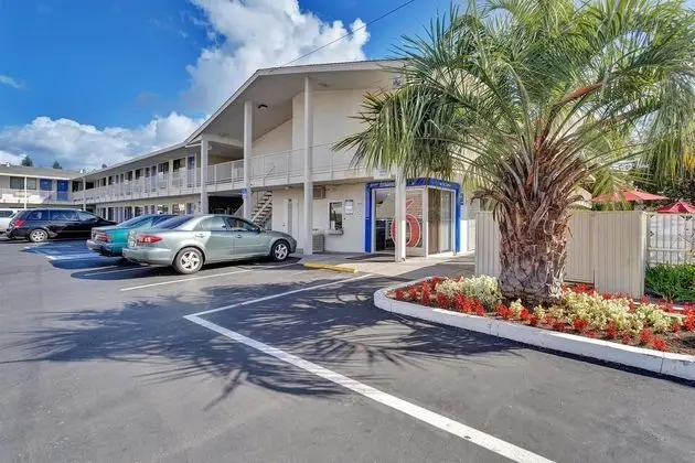 Motel 6 Santa Rosa South