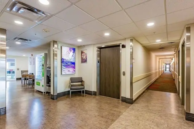 Motel 6 Saskatoon, SK - Lobi