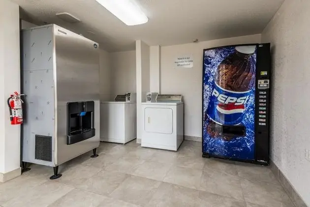 Motel 6 Schenectady, NY - Misafir Tesisleri ve Hizmetleri