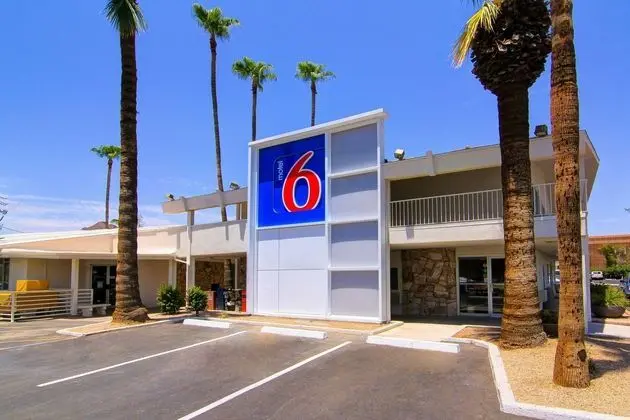 Motel 6 Scottsdale - Dış Mekan