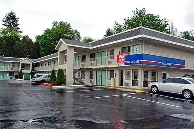 Motel 6 Seatac