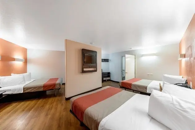 Motel 6 Seguin, TX - Oda