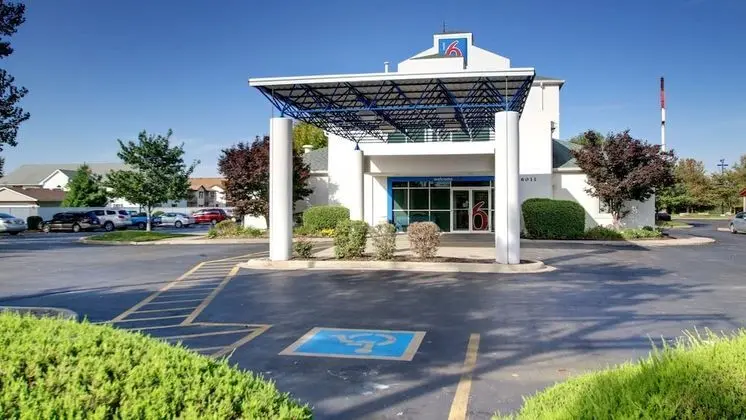 Motel 6 Springfield, IL - Dış Mekan