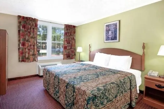 Motel 6 Stafford, TX – SW Houston - Sugarland - Konum Öne Çıkanlar