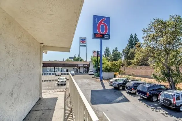 Motel 6 Stockton, CA - North - Dış Mekan