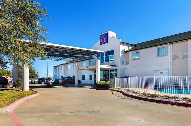 Motel 6 Terrell, TX - Öne Çıkan Resim