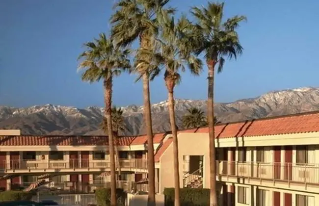 Motel 6 Thousand Palms