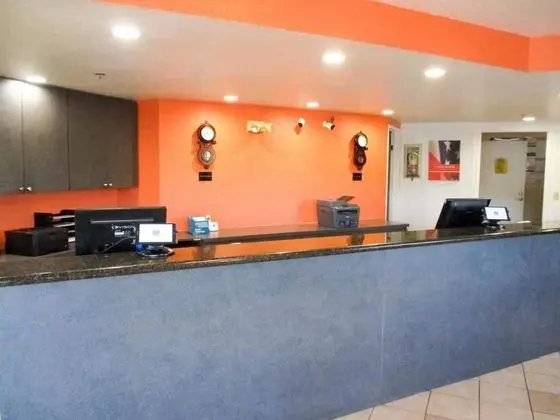 Motel 6 Thousand Palms - Lobi