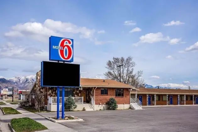 Motel 6 Tremonton, UT - Dış Mekan