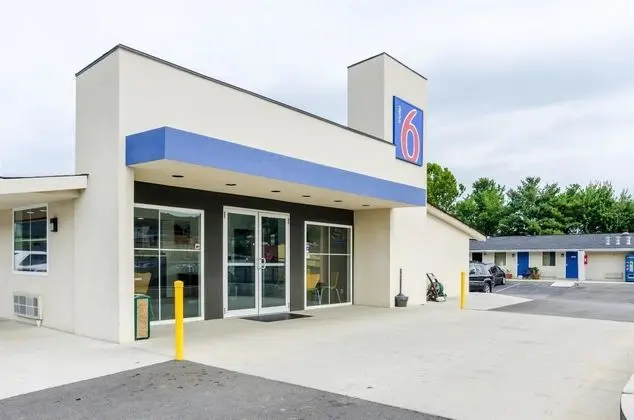 Motel 6 Troutville VA