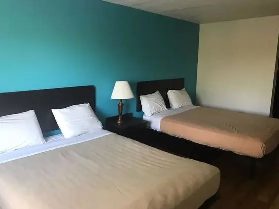 Motel 6 Troy MO