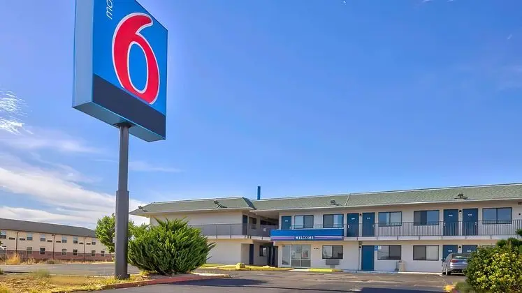 MOTEL 6 TUCUMCARI