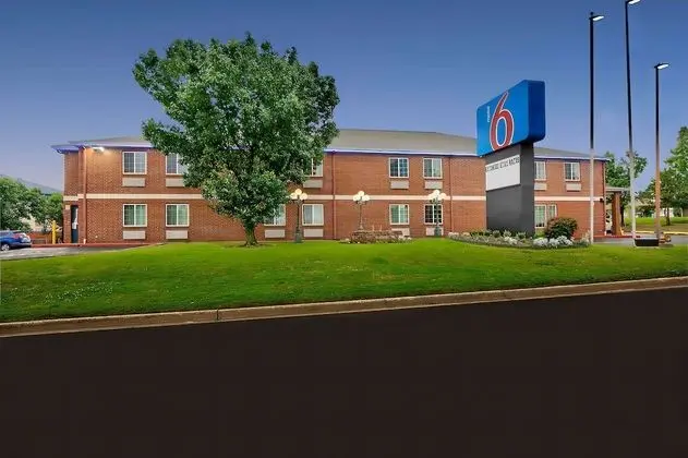 Motel 6 Tulsa, OK - CENTRAL - Öne Çıkan Resim