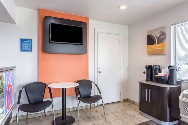 Motel 6 Twin Falls, ID - Yerinde Yemek