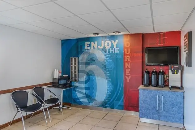 Motel 6 Urbana, IL - Yerinde Yemek