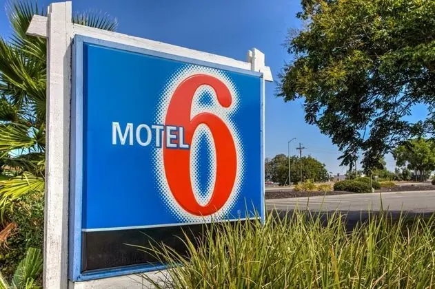 Motel 6 Vacaville, CA - Dış Mekan
