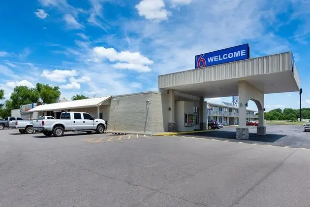 Motel 6 Van Buren, AR - Öne Çıkan Resim