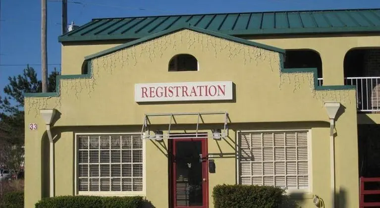 Motel 6 Walterboro, SC